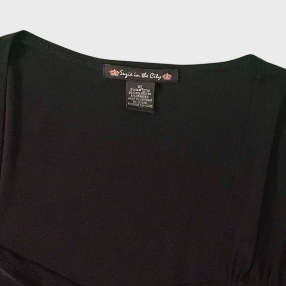 Suzie In The City Sweetheart Top - Picture 7 of 8